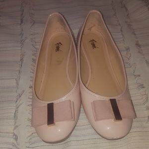 Ballet flats